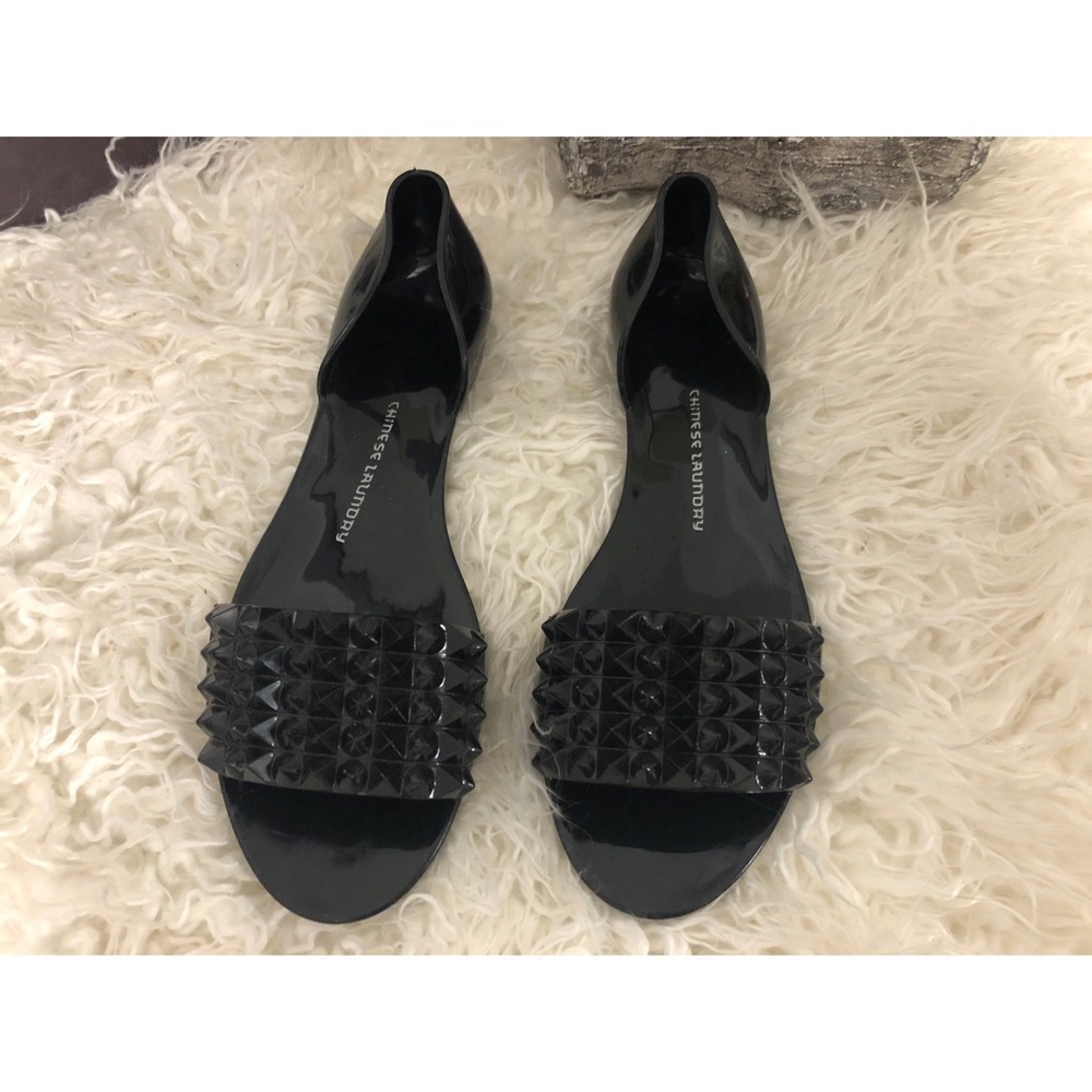 Chinese Laundry studded black Rocking Jelly Sandal
